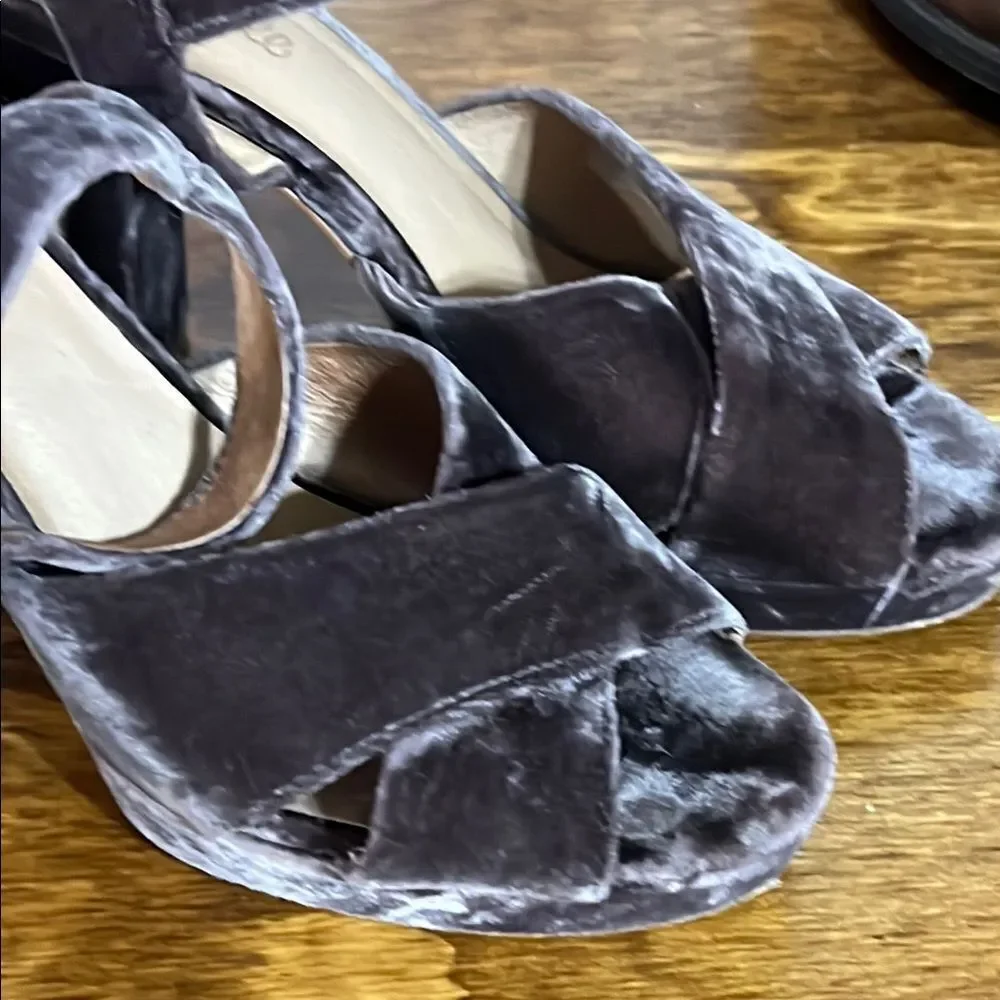 Madewell Purple Platform Sandals with Suede Finish
